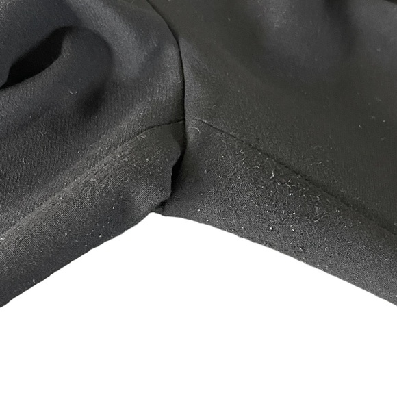 🔥🖤Great pair of Zara black pants size 8.  Awesome fabric and drape! Quality! - Picture 6 of 6